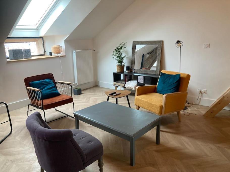 Atypique Chevreul Apartment Анже Екстериор снимка