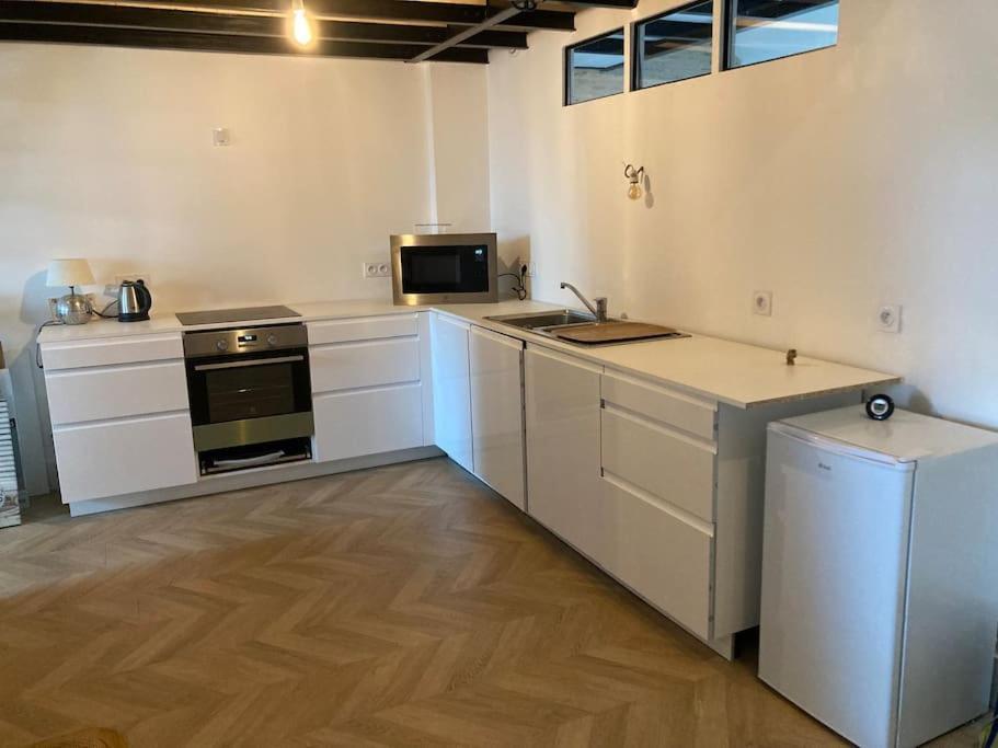 Atypique Chevreul Apartment Анже Екстериор снимка